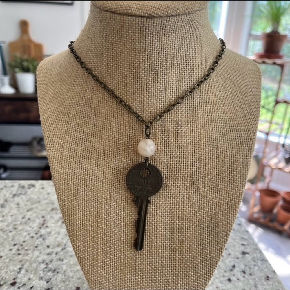 Vintage Key Pendant Necklace with Bead Accent